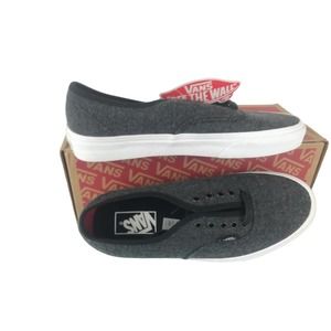 Vans skate shoes sneakers Grey Red pinstripe Men 6.5 Women 8 New in Box